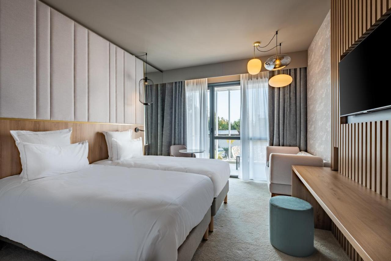 โกลเดน ทิวลิป ลียง เวสต์ เตคลิด - โฮเทล แอนด์ สปา Hotel ลิมงเนต์ ห้อง รูปภาพ